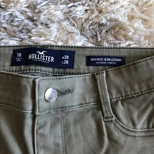 olive green hollister jeggings